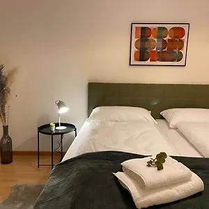 Comfort 1 And 2bdr Close To Airport شقة