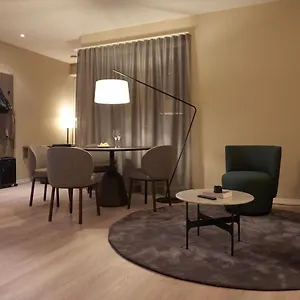 - Franklinstrasse شقة فندقية