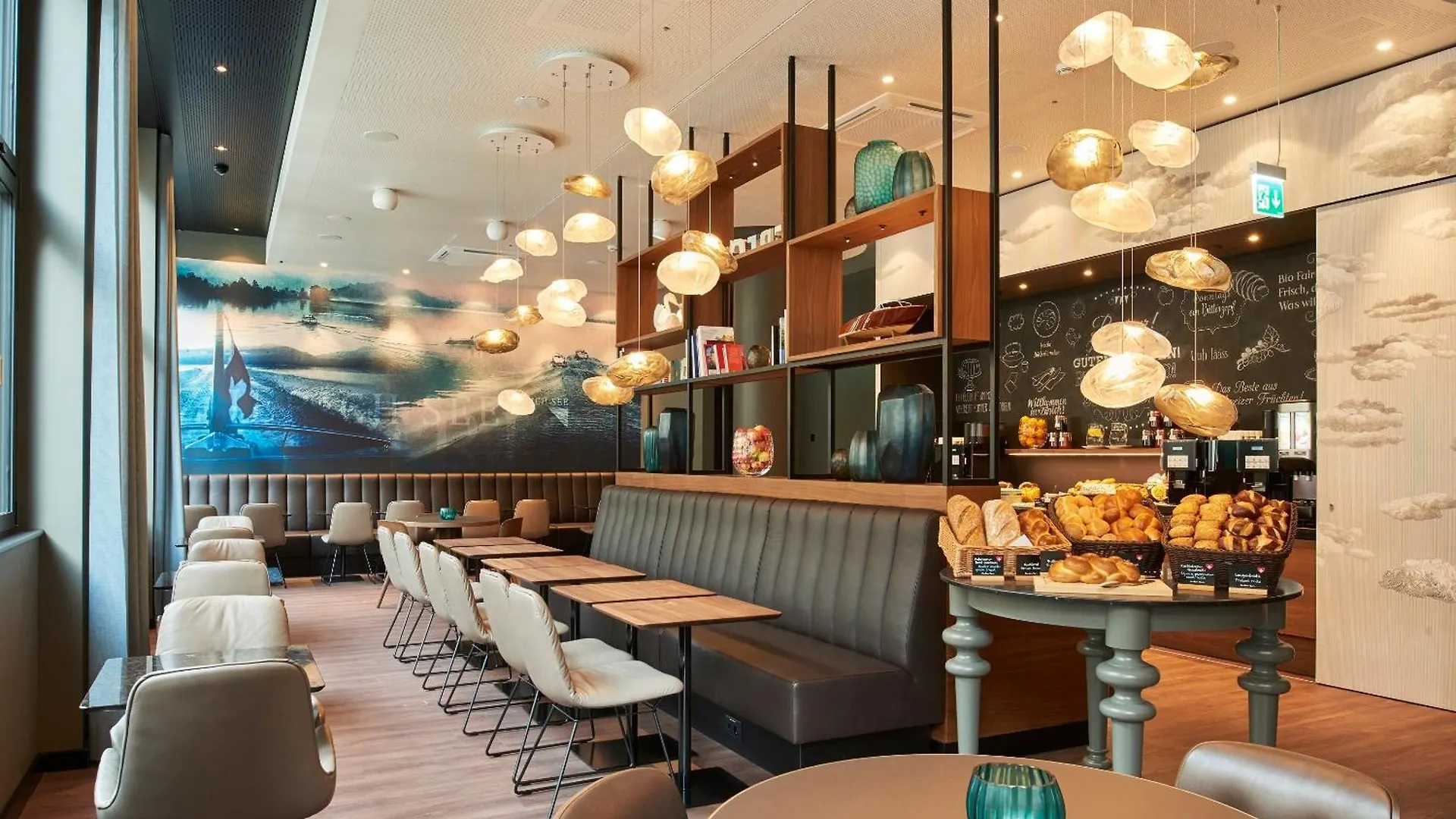 Motel One Zuerich 3*, Zurich