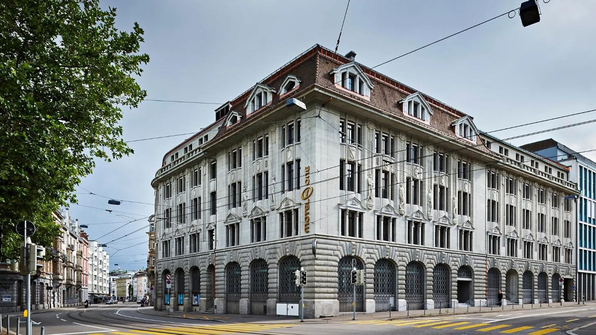 Motel One Zuerich 3*, Zurich